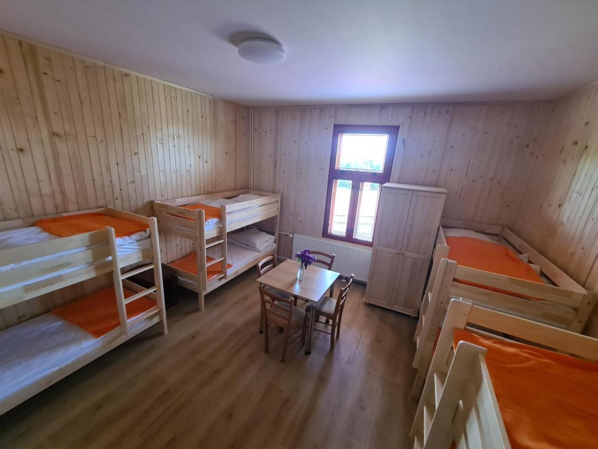 Hostel Ssvp 1. Maj Tatranská Lomnica Exterior foto