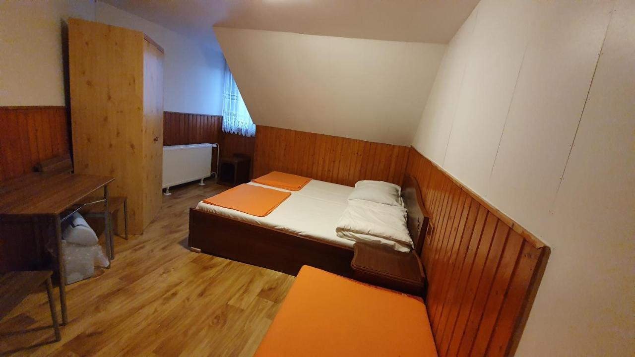 Hostel Ssvp 1. Maj Tatranská Lomnica Exterior foto